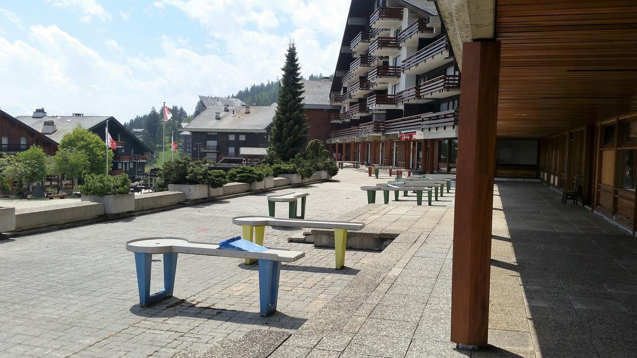 Holidays Groupes Anzere Luaran gambar